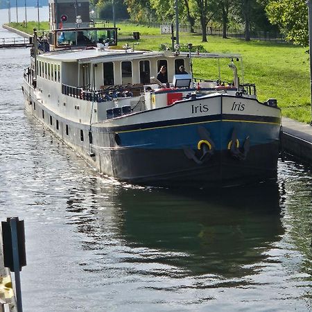 Hotelboat Iris Groningue Extérieur photo