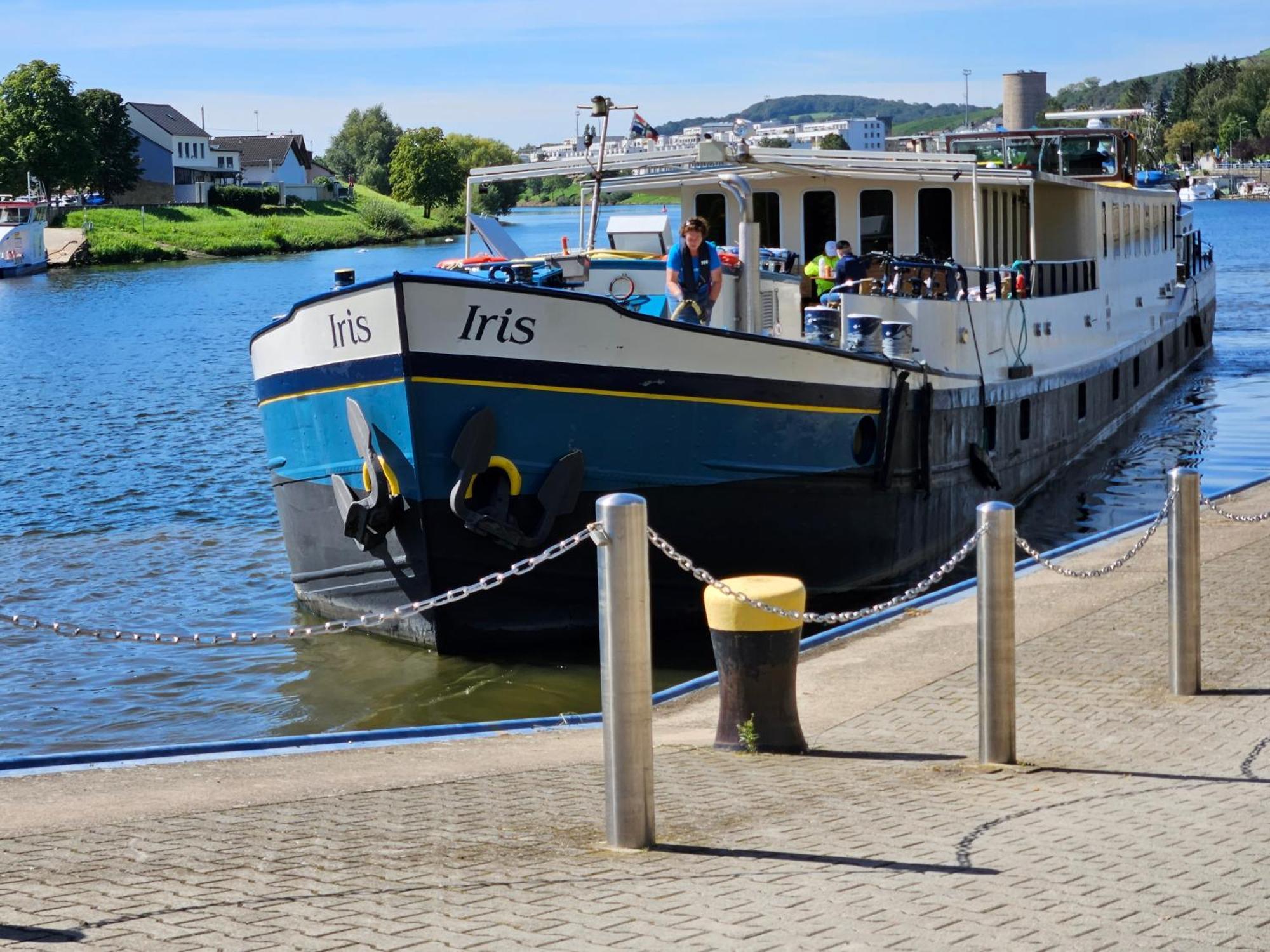 Hotelboat Iris Groningue Extérieur photo