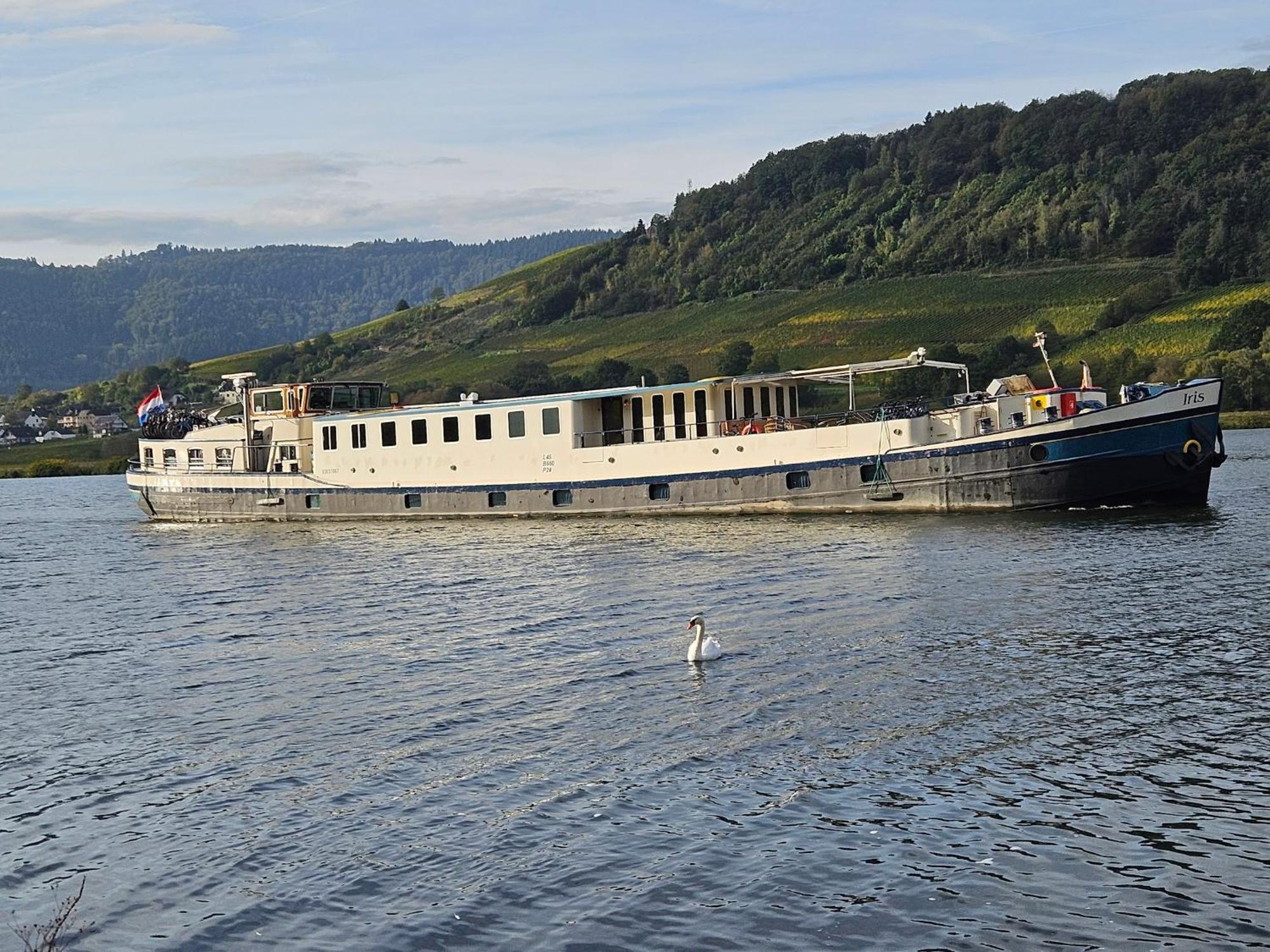 Hotelboat Iris Groningue Extérieur photo