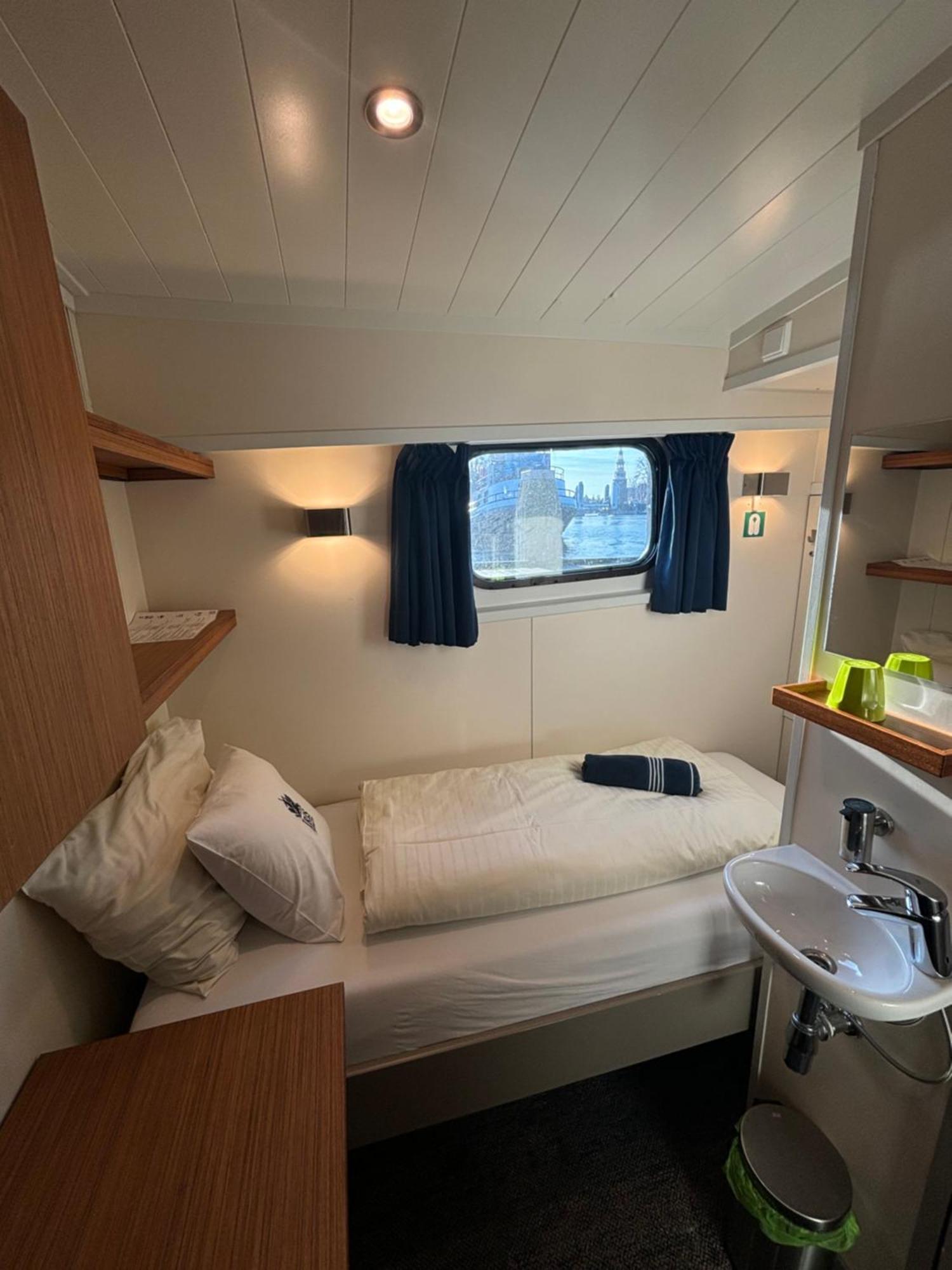 Hotelboat Iris Groningue Extérieur photo
